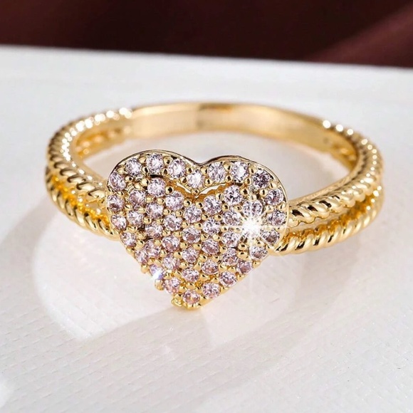 Luxe Cubic Zirconia Heart Rope Band Ring - Picture 2 of 9